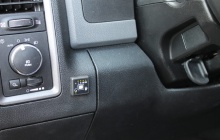 Установка ГБО на Dodge Ram кнопка переключения вида топлива